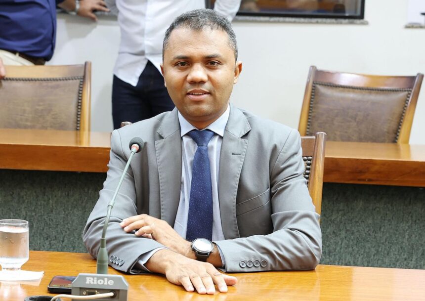 deputado-moisemar-marinho-comemora-destinacao-de-r$-1,6-milhao-de-reais-para-itaguatins