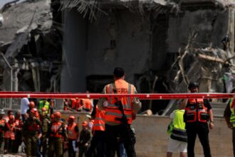 iranianos-saem-abalados-e-israelenses-mais-agressivos,-diz-professor