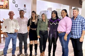 deputado-moisemar-marinho-prestigia-abertura-da-x-edicao-da-expojau-do-tocantins-2025