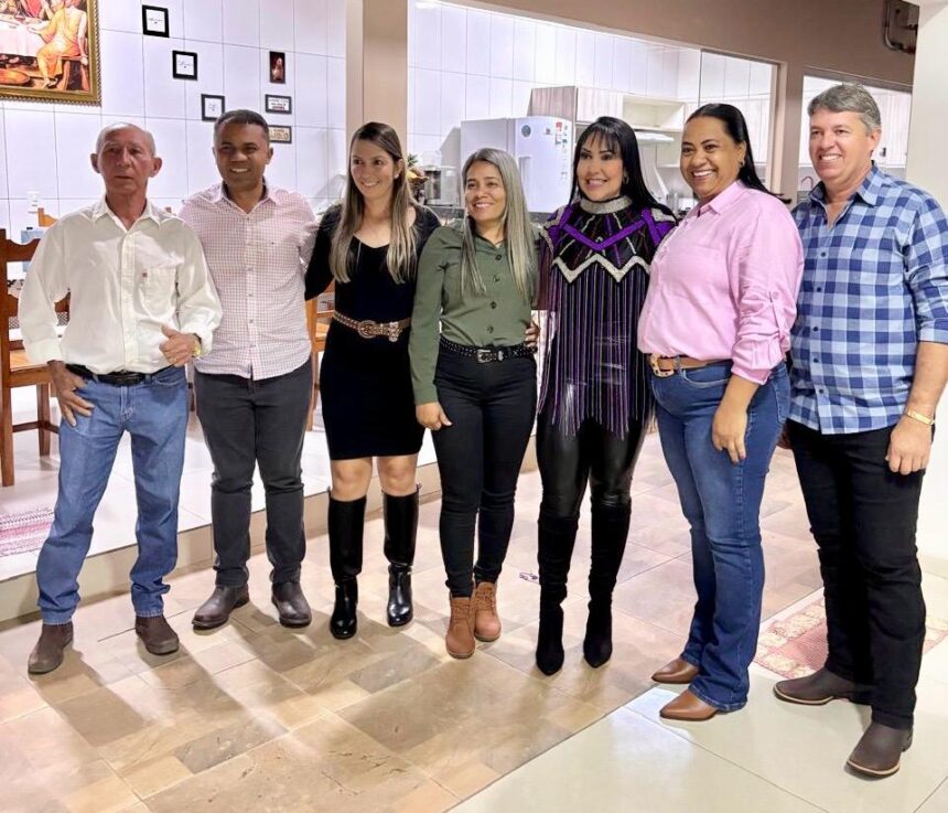 deputado-moisemar-marinho-prestigia-abertura-da-x-edicao-da-expojau-do-tocantins-2025