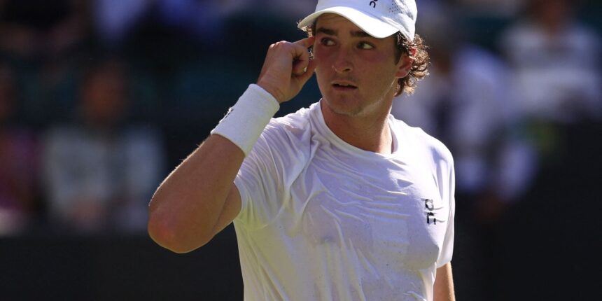 bia-haddad-e-joao-fonseca-estreiam-bem-e-vao-a-2a-rodada-de-wimbledon