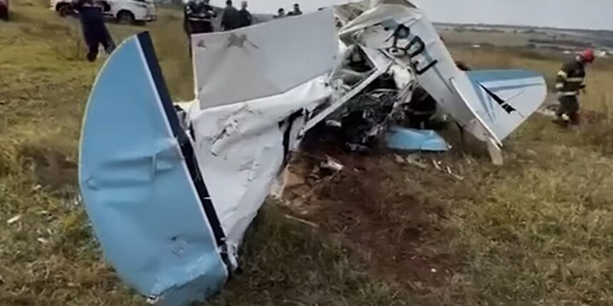 queda-de-aviao-deixa-dois-mortos-no-interior-de-sp