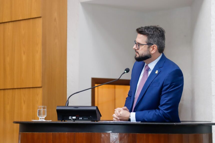 asfalto-que-da-acesso-a-ilha-do-cara,-entre-colinas-e-palmeirante,-e-solicitado-por-mantoan