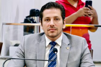 aprovada-lei-de-olyntho-que-garante-2a-via-gratuita-do-rg-para-idosos,-pcds,-indigenas-e-quilombolas