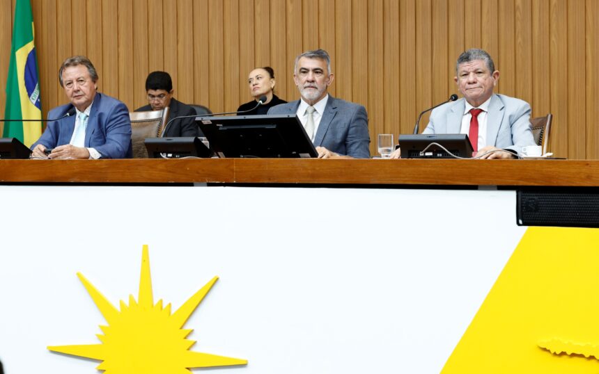 assembleia-legislativa-autoriza-venda-de-acoes-do-estado-na-energisa