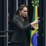 aleto-aprova-inclusao-de-interprete-de-libras-em-propagandas-do-governo