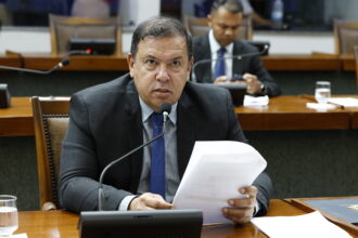 deputados-aprovam-isencao-tributaria-para-pais-de-criancas-e-adolescentes-com-deficiencia