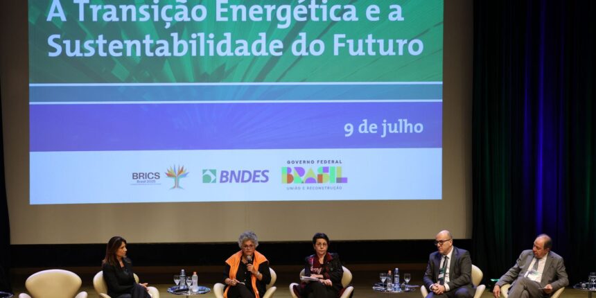 cop30:-brasil-nao-esta-“maquiando”-belem,-diz-tereza-campello