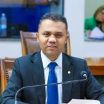 sancionadas-leis-de-autoria-do-deputado-moisemar-que-homenageiam-policiais-civis-e-peritos