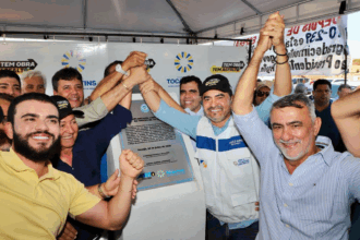 presidente-amelio-participa-de-entrega-da-pavimentacao-na-to-239-e-defende-inclusao-regional