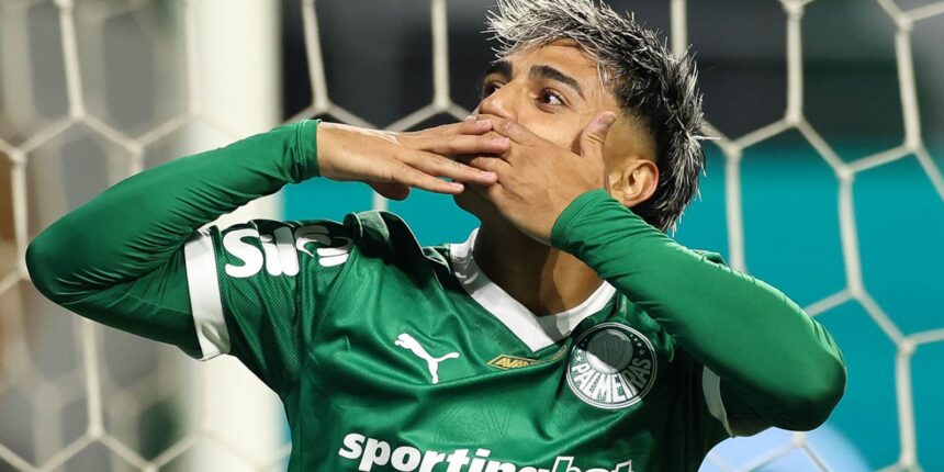 palmeiras-bate-o-gremio-e-cola-em-cruzeiro-e-flamengo-no-brasileirao