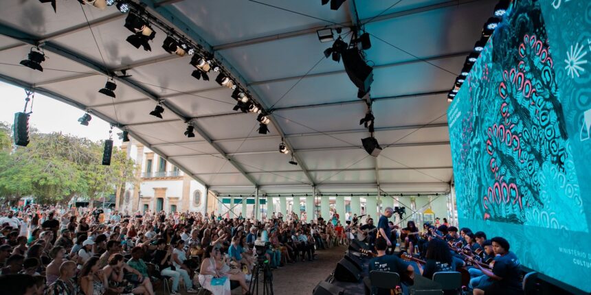 flip-tera-arnaldo-antunes-na-abertura-e-homenagem-a paulo-leminski