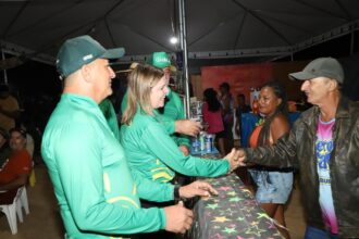 claudia-lelis-percorre-mais-de-5.000-km-e-destaca-forca-do-turismo-e-apoio-do-governador