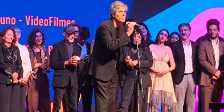 ainda-estou-aqui-foi-o-grande-vencedor-do-premio-grande-otelo