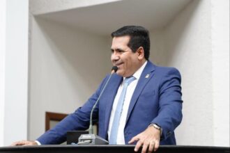 com-retorno-as-aulas,-conheca-leis-e-acoes-do-deputado-marcus-marcelo-que-melhoram-a-educacao