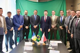 amelio-cayres-cumpre-agenda-com-ministros-das-cidades,-dos-transportes,-da-agricultura-e-da-saude
