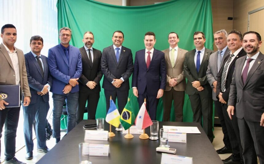 amelio-cayres-cumpre-agenda-com-ministros-das-cidades,-dos-transportes,-da-agricultura-e-da-saude