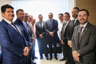 em-brasilia,-luciano-oliveira-trata-de-moradia-popular,-ponte-do-bico-e-exportacoes-do-agro