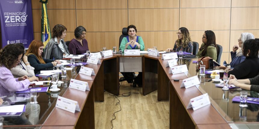 ligue-180-recebe-86-mil-denuncias-de-violencia-contra-mulher-ate-julho