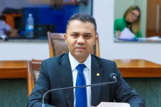 deputado-moisemar-marinho-solicita-implantacao-de-unidade-do-iml-em-arraias