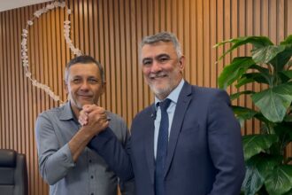 emenda-paga:-deputado-amelio-garante-r$-200-mil-para-aquisicao-de-ambulancia-em-piraque