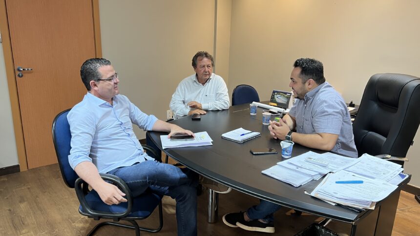 junto-com-prefeito-de-pedro-afonso-vilmar-solicita-melhorias-na-to-010-na-ageto