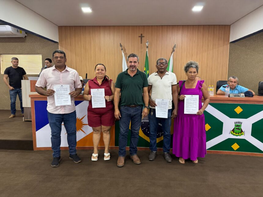 wiston-gomes-fortalece-agricultura-familiar-com-entrega-de-motocultivadores