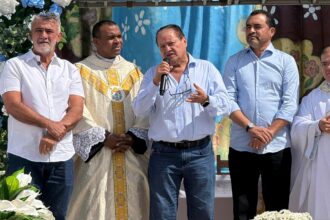 amelio-cayres-garante-apoio-a-tradicional-missa-dos-vaqueiros-em-taguatinga