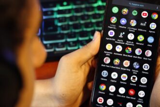 comite-finaliza-texto-com-principios-para-regulacao-de-redes-sociais