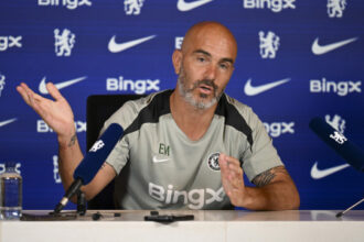 richarlison-marca-golaco-de-bicicleta-pelo-tottenham;-veja