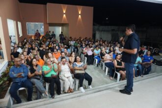 com-mais-de-200-professores-efetivos,-marcus-marcelo-apresenta-seu-trabalho-como-professor-deputado