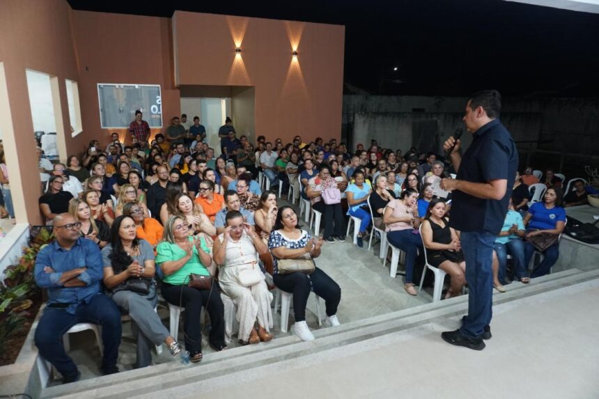 com-mais-de-200-professores-efetivos,-marcus-marcelo-apresenta-seu-trabalho-como-professor-deputado