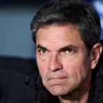 ex-tecnico-da-premier-league-aparece-no-radar-do-santos