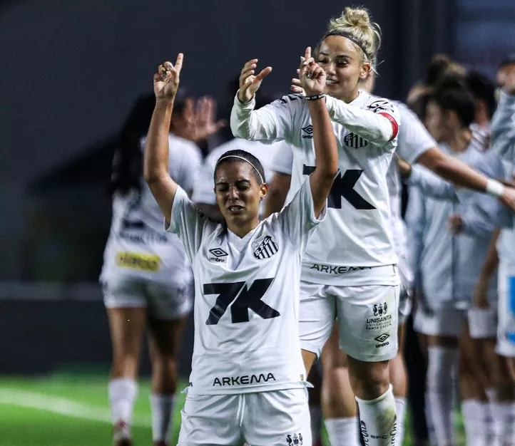 brasileirao-feminino-a2:-santos-vence-atletico-mg,-nos-penaltis,-e-vai-a-grande-final