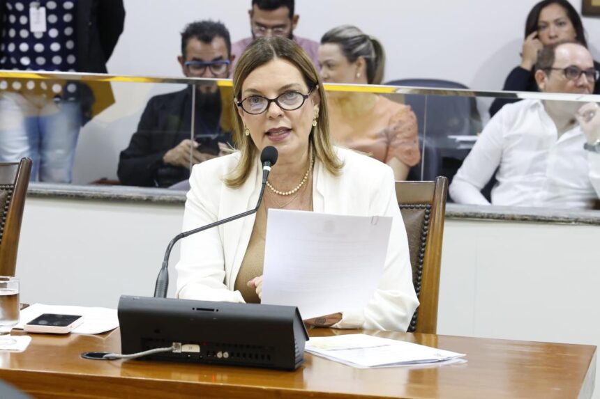 claudia-lelis-parabeniza-governo-por-retirada-do-pl-do-zee-e-defende-amplo-debate-com-a-sociedade