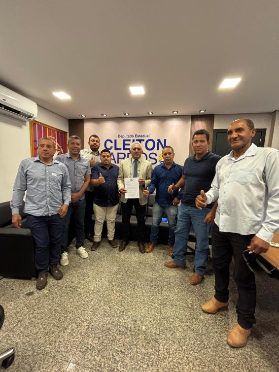 deputado-cleiton-cardoso-recebe-comitiva-de-aurora-do-tocantins-para-tratar-de-demandas-do-municipio