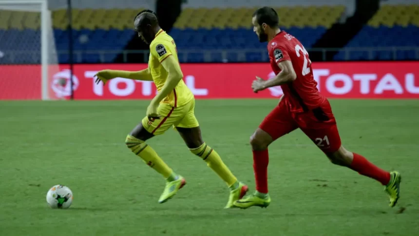 ex-jogador-de-selecao-e-encontrado-morto-em-casa-aos-40-anos