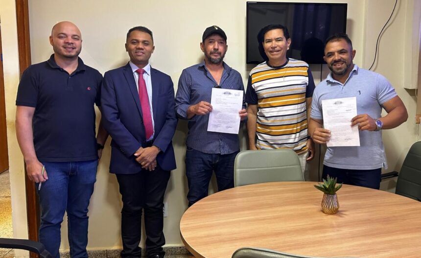 deputado-moisemar-e-vereadores-de-ponte-alta-do-tocantins-tratam-sobre-transporte-publico-na-seduc