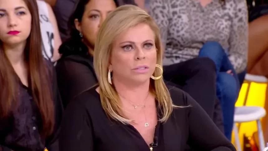 ex-namorado-agride-jovem-durante-gravacao-do-programa-casos-de-familia