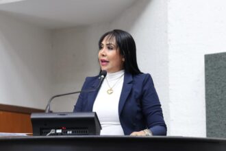 janad-valcari-solicita-construcao-de-campo-de-futebol-no-povoado-morro-grande,-em-barra-do-ouro