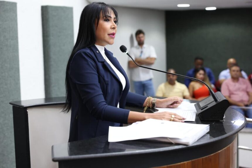 janad-valcari-solicita-manutencao-na-pavimentacao-da-to-164-entre-goiany-dos-campos-e-goianorte