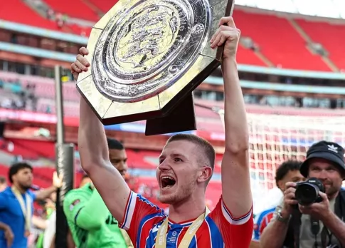 real-madrid-mira-adam-wharton-como-novo-maestro-do-meio-campo