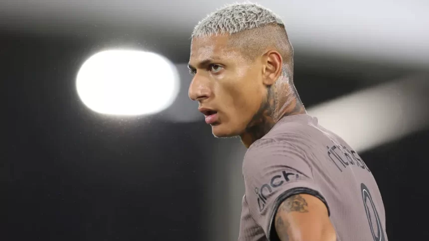 richarlison-brilha-como-garcom,-tottenham-vence-city-e-segue-100%