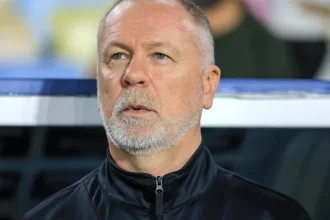 gremio-empata-com-ceara-em-jogo-morno-na-arena-e-empaca-na-tabela