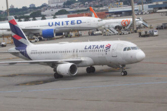 aviao-da-forca-aerea-dos-eua-que-pousou-no-brasil-e-usado-pela-cia