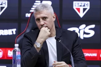 crespo-exalta-pablo-maia-e-pede-paciencia-com-lucas