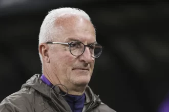 dorival-admite-preocupacao-com-garro-para-duelo-do-corinthians-no-sintetico