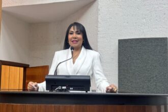 janad-valcari-solicita-reforma-do-colegio-estadual-presidente-costa-e-silva-em-ananas