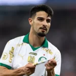 ‘flaco-roque’-destroi,-palmeiras-joga-como-selecao-e-atropela-o-sport