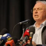 osmar-stabile-vai-de-4%-a-76%-e-assume-corinthians-apos-longa-espera